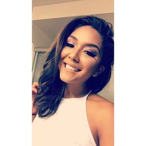 Meet your Posher, Karis